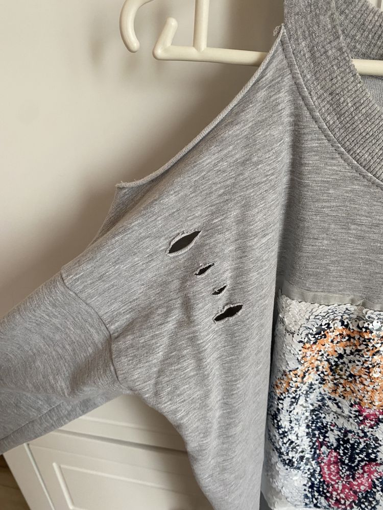 Bluza By O La La rozmiar Uni szara odkryte ramiona