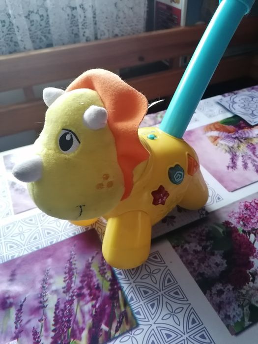 Smily pchacz bieguś Dino