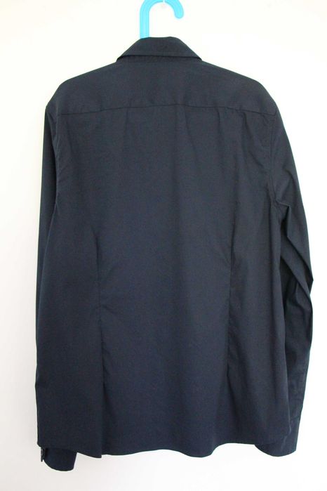 Camisa azul marinho. Rapaz 14 anos. Antony Morato