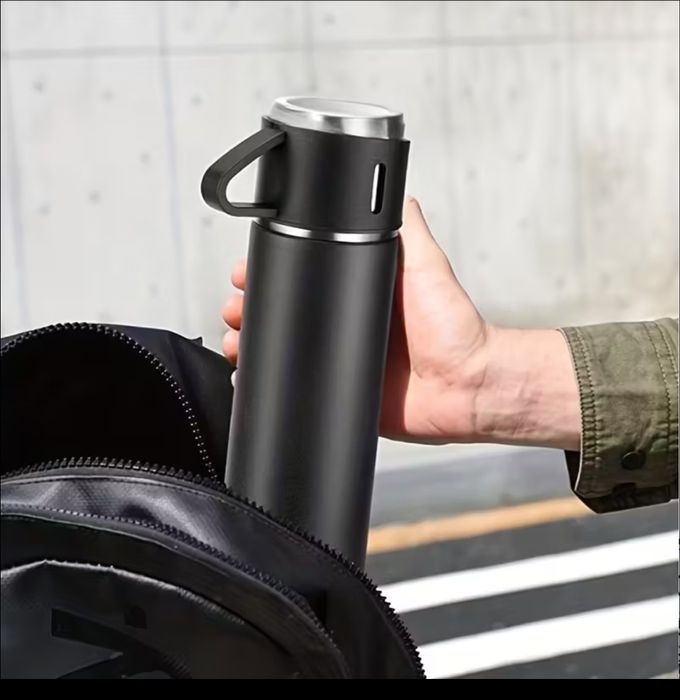 Термос із нержавіючої сталі з вакуумною ізоляцією та дорожні кружки