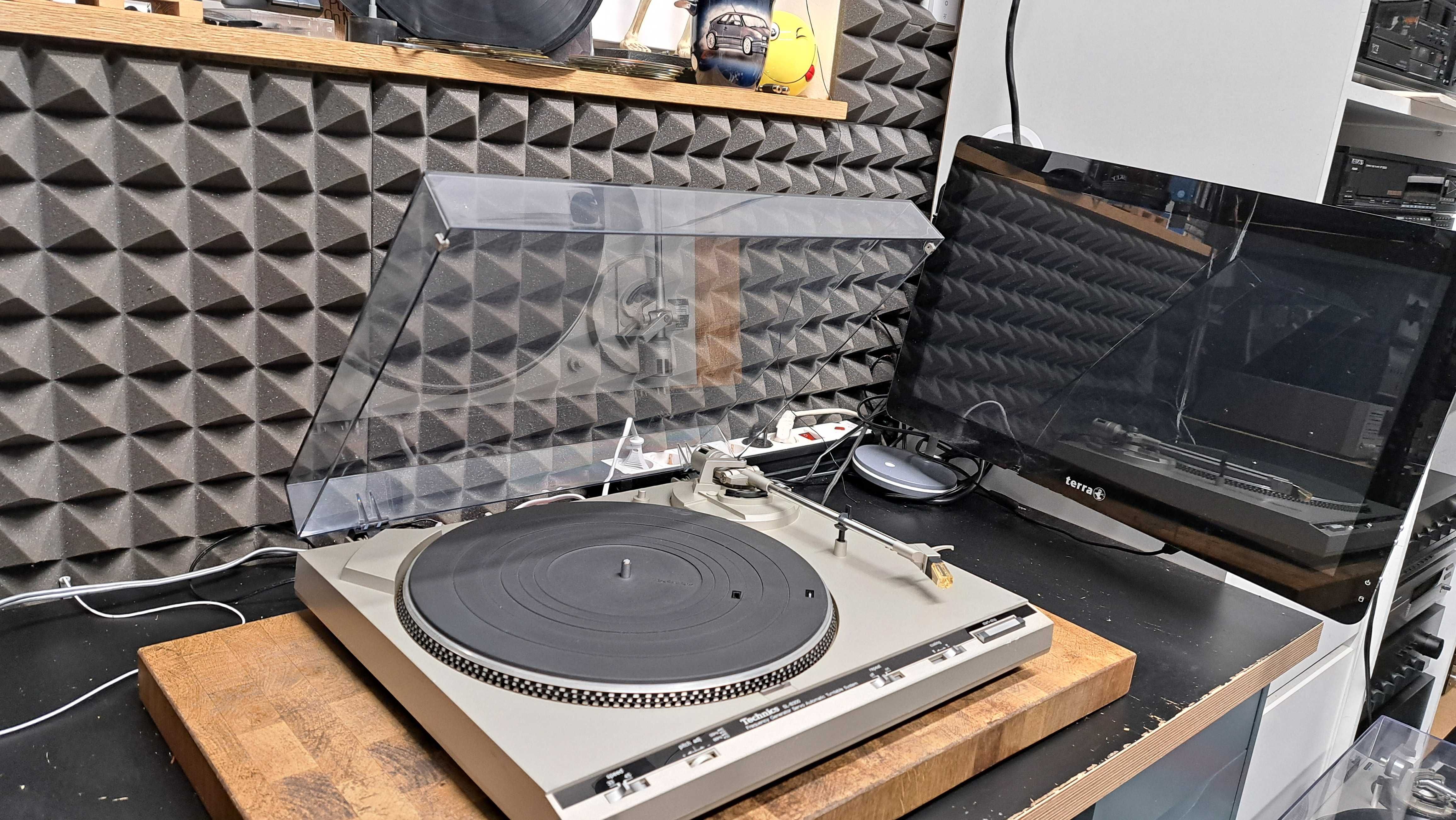 Gramofon Technics SL-B300 automat