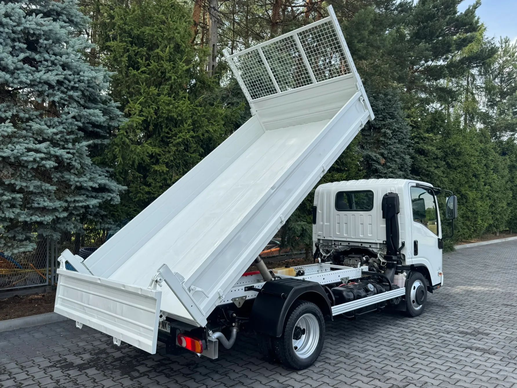 Isuzu L35  Isuzu L35 3.0 3,5m Wywrotka  | Jak Renault Maxity / Nissan Cabst