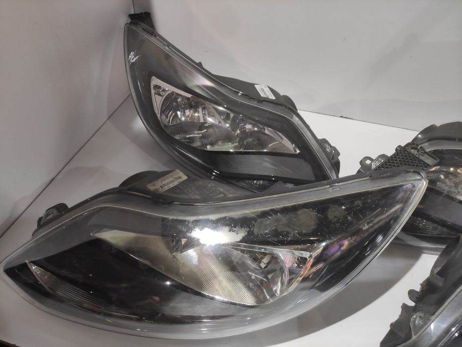 Фара Ford Focus 3 mk3 форд фокус разборка розборка шрот розбірка