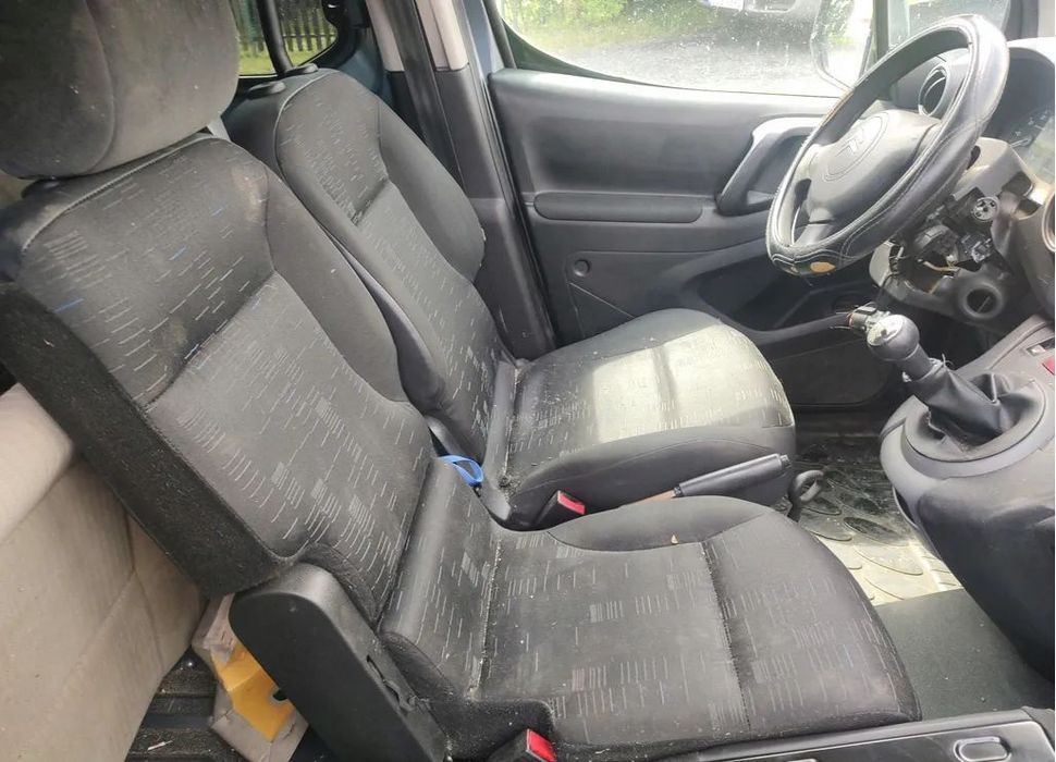 CITROEN BERLINGO II FOTEL PRZÓD LEWY 2008-2012