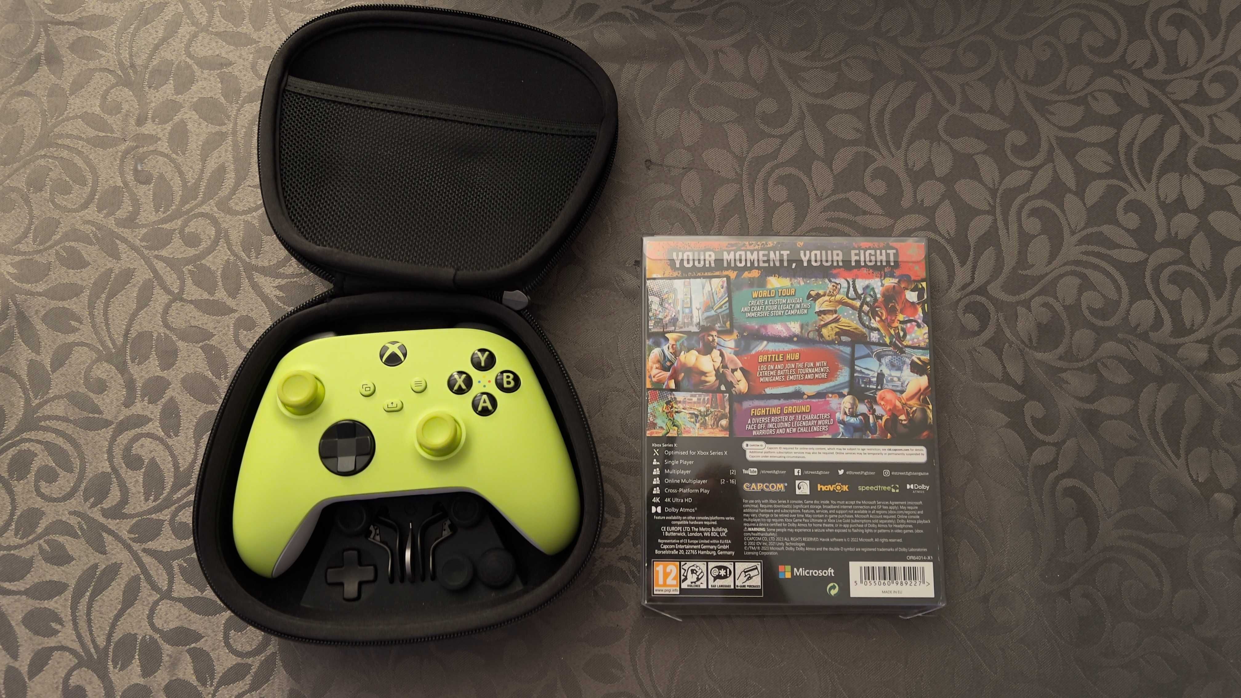 XBOX SERIES comando green volt + Street Fighter 6 steelbook edition