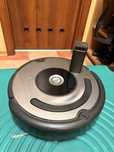 Robot odkurzający iRobot Roomba 677
