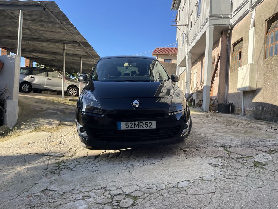 Renault Scenic 1.6 de 7 lugares