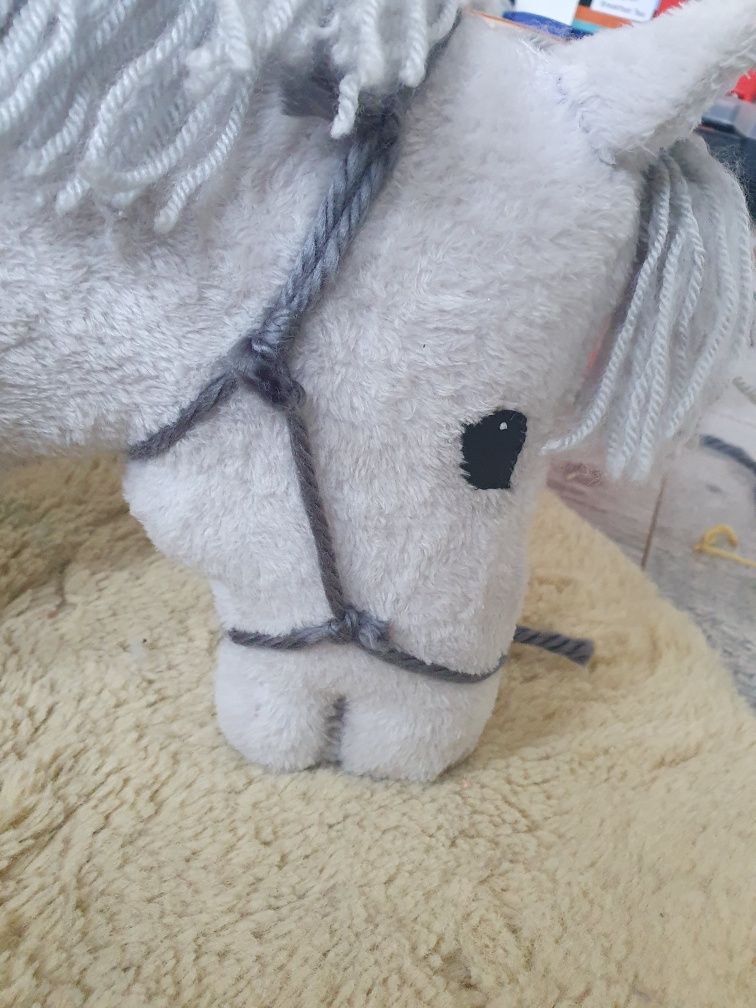 Halter hobby horse