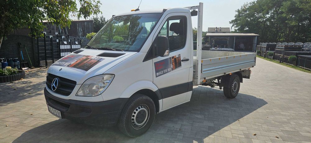 Mercedes Sprinter skrzyniowy