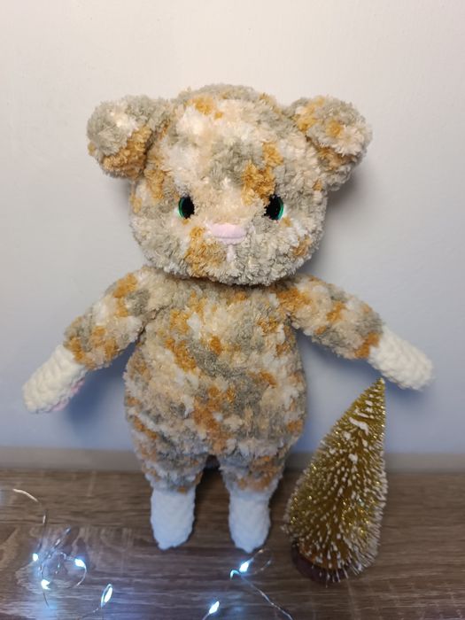 В'язаний котик, іграшка ручної роботи, подарунок