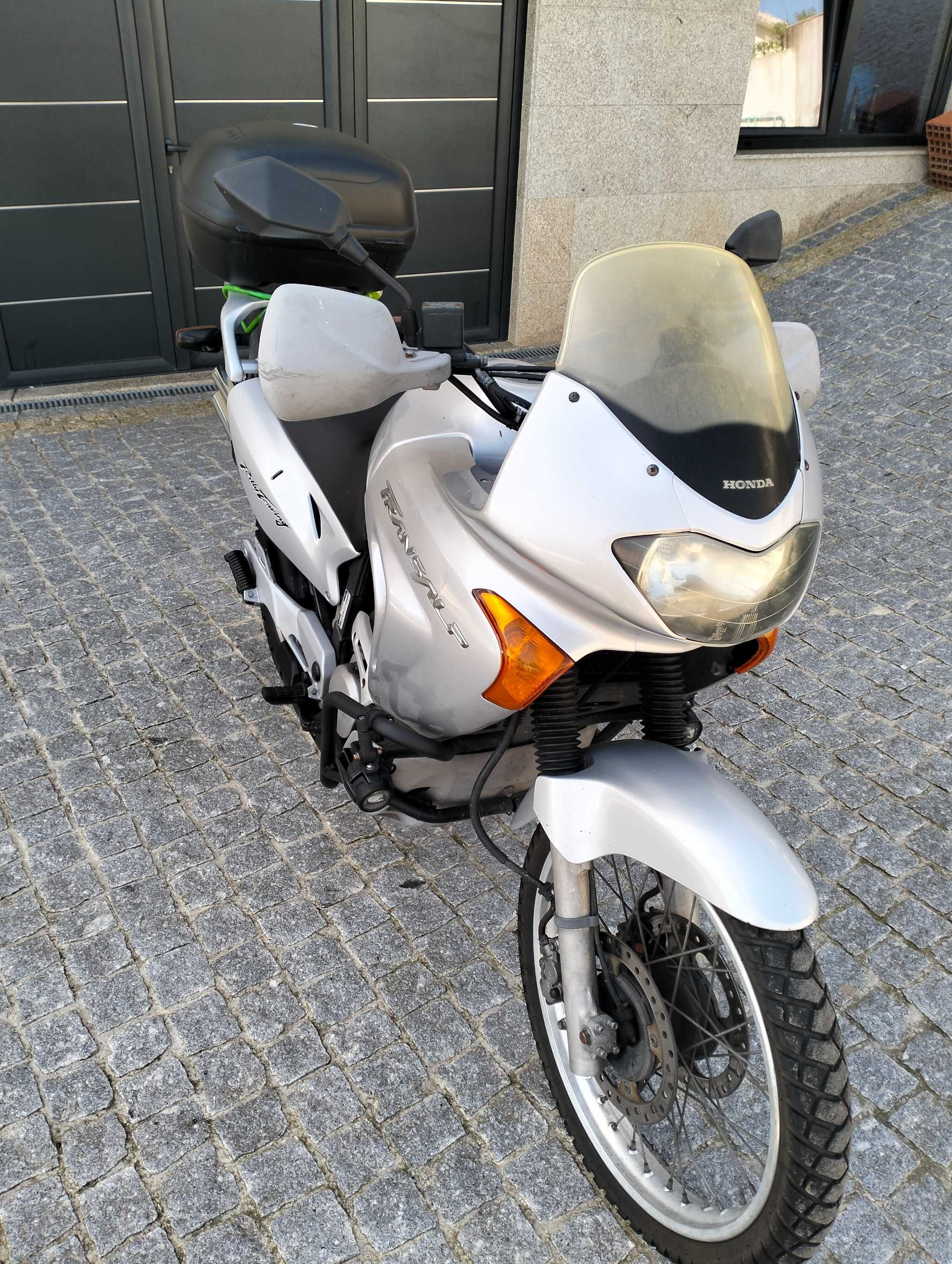 Moto Honda transalp 650