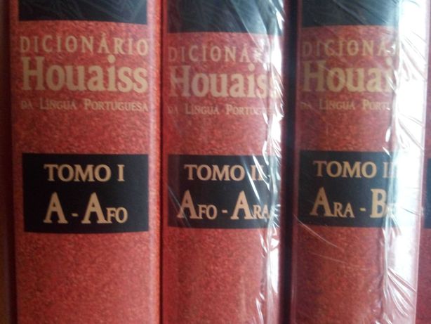 Dicionário HOUAISS LINGUA PORTUGUESA, 18 volumes em estado novo s/ uso