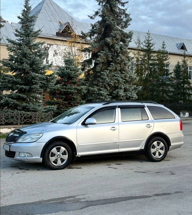 Продаю Skoda Octavia A5 1.6 дп