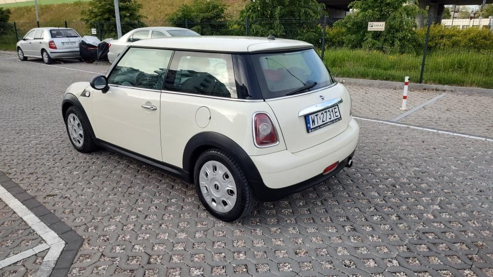 Mini One Mini Cooper 1.4 Benzyna 2009rok Serwisowany Bezwypadkowy .