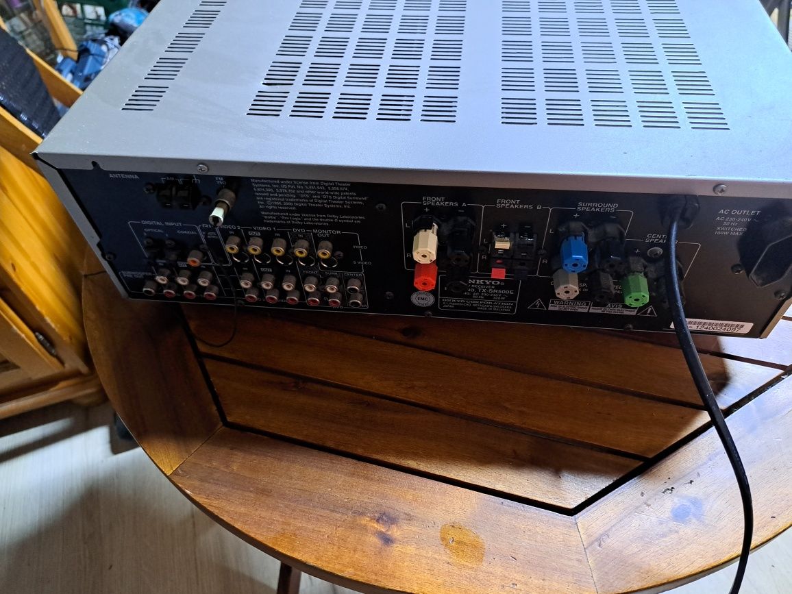 Amplituner ONKYO