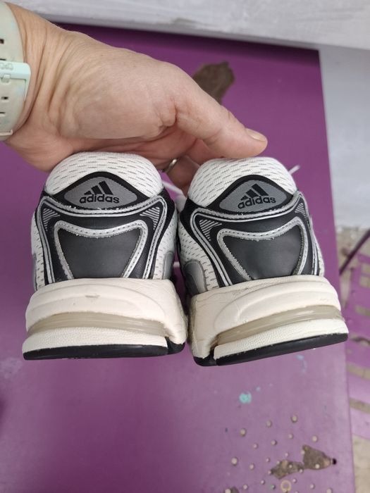 Кросівки аdidas Response 39 розмір