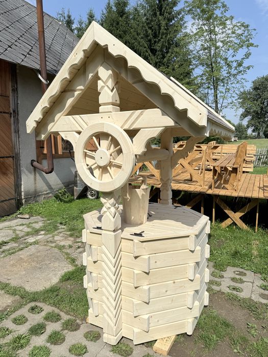 Obudowa studni ogrodowej