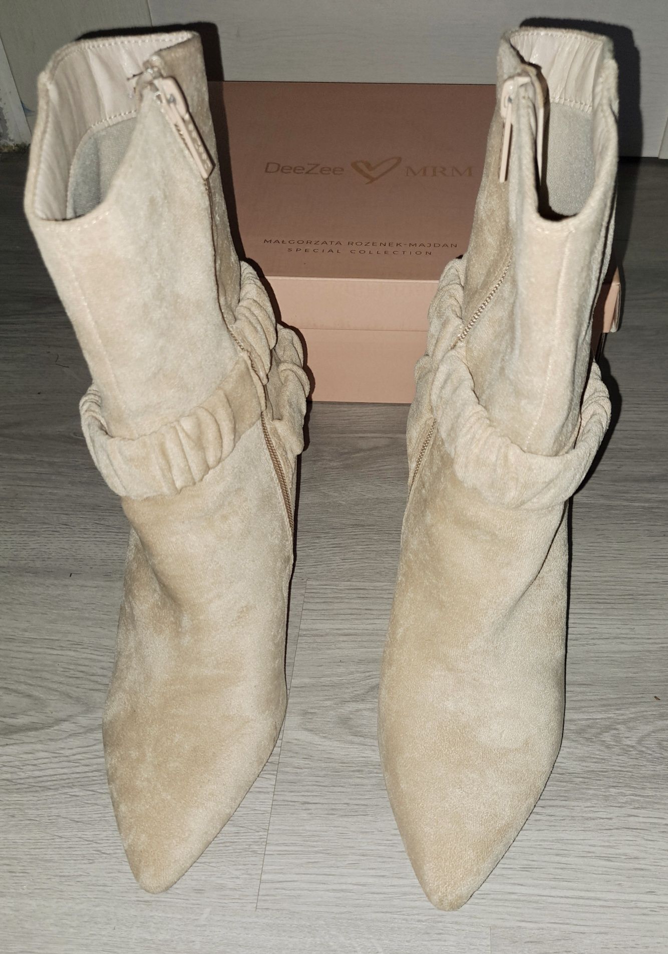 Buty botki kowbojki na obcasie DeeZee MRM