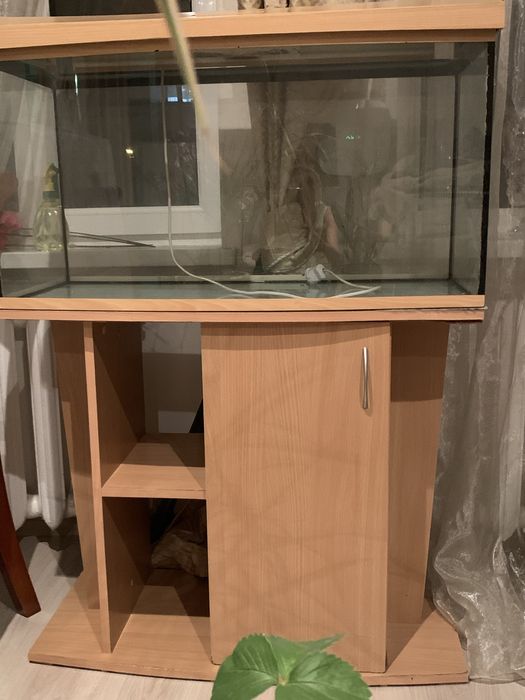 Продам Аквариум с тумбой