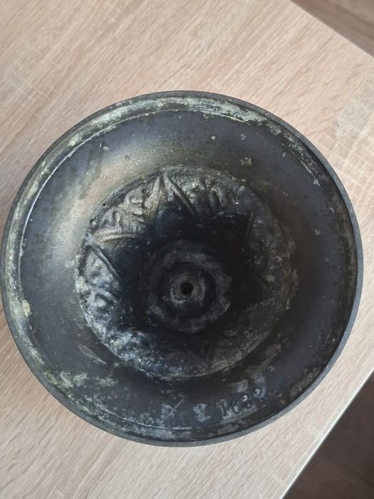 Spód od lampy naftowej Antyk