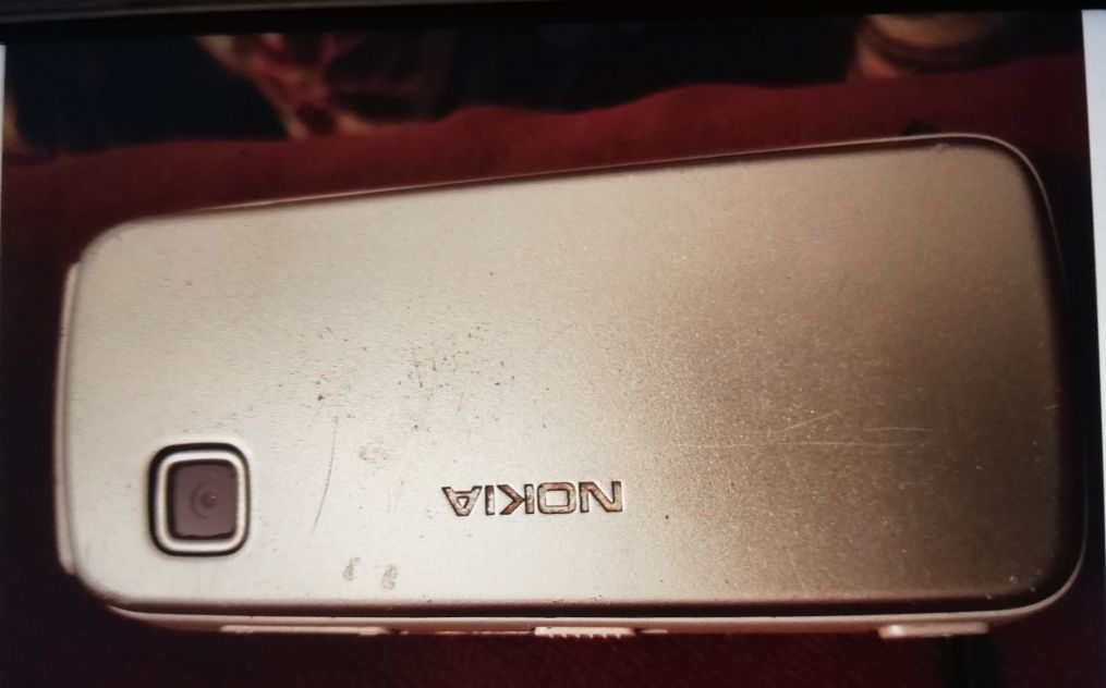Nokia 5230 Navi.