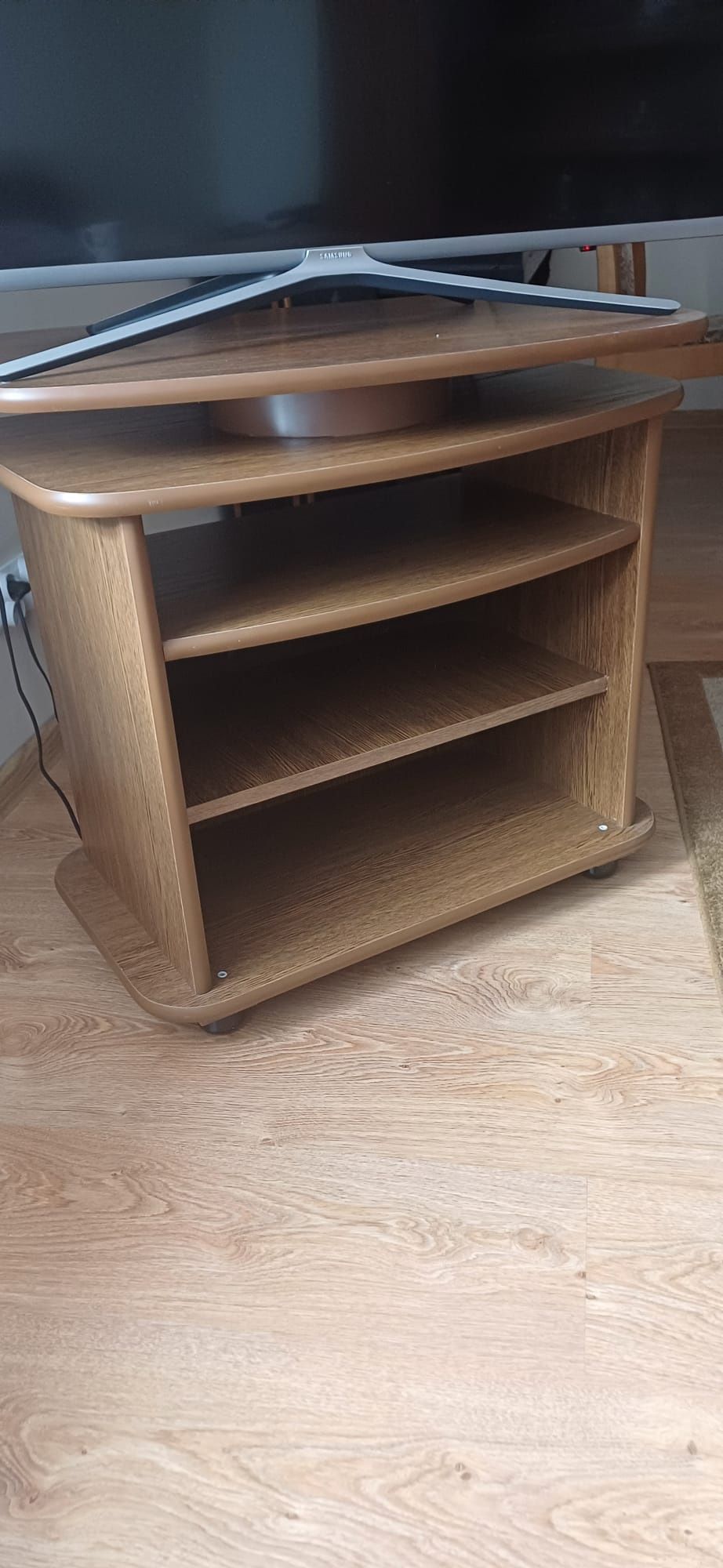 Szafka pod telewizor