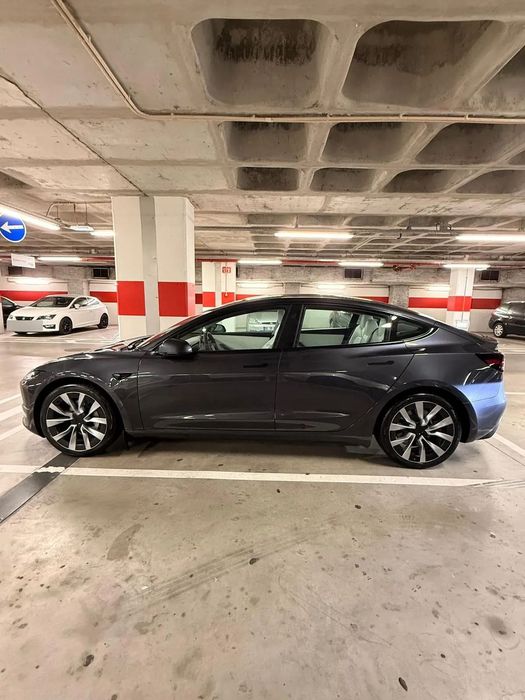 Tesla Model 3 Long Range Tração Integral