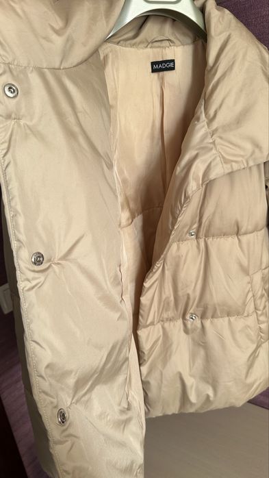 Куртка тепла на синтепоні