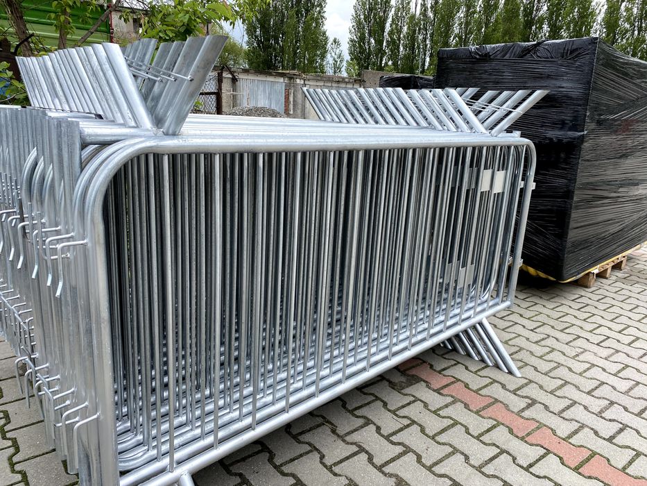 Bariera imprezowa koncertowa eventowa ochronna, płotek ogrodzenie 2,5m
