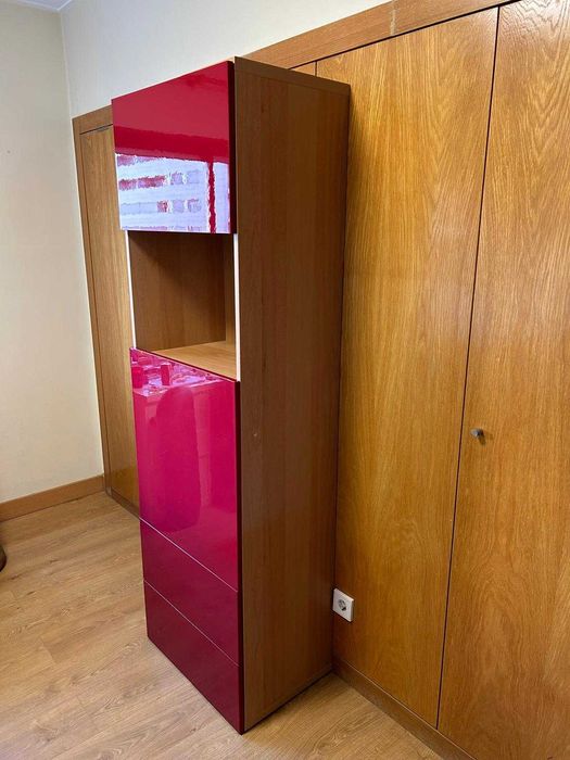 Armário como novo para Quarto/Sala/Corredor ou Arrecadação