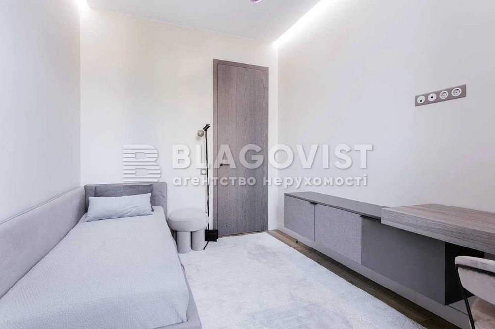 2 к квакртира вул Жилянська 68 Голосіївський р-н