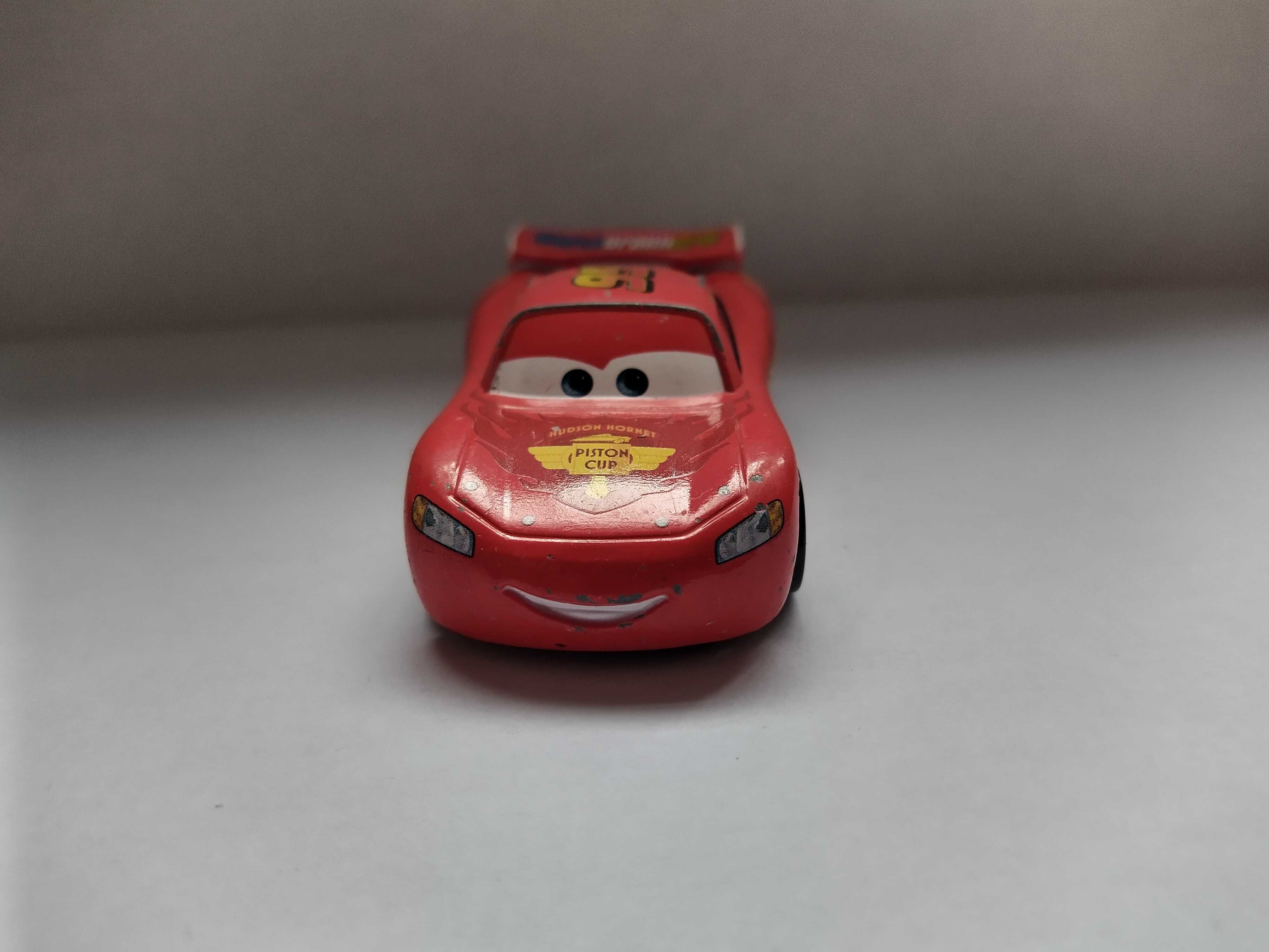 Auta Cars - Zygzak McQueen Piston Cup - Disney/Pixar Mattel