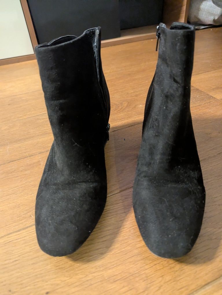Czarne botki zamszowe Anna Field r. 40