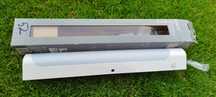 Lampa LED z gniazdkiem nowa