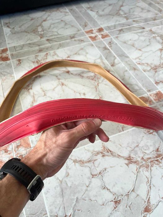 PNEU 700x25 para rolo de treino