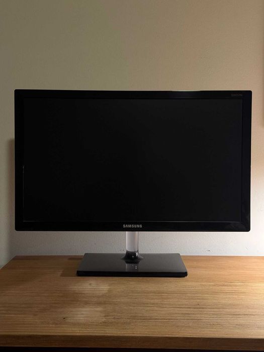 Ecrã Samsung 24" FHD monitor - S24C570HL