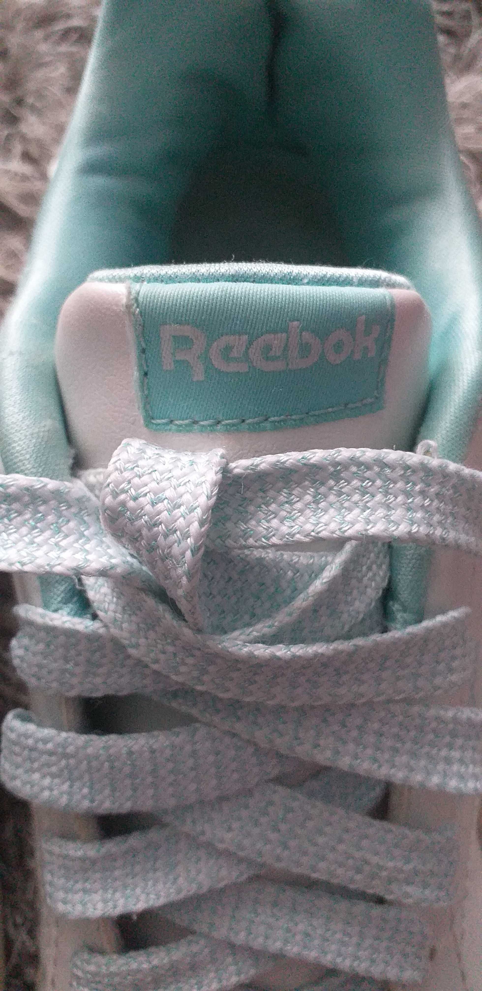 Buty sportowe Reebok Royal holograficzne 38