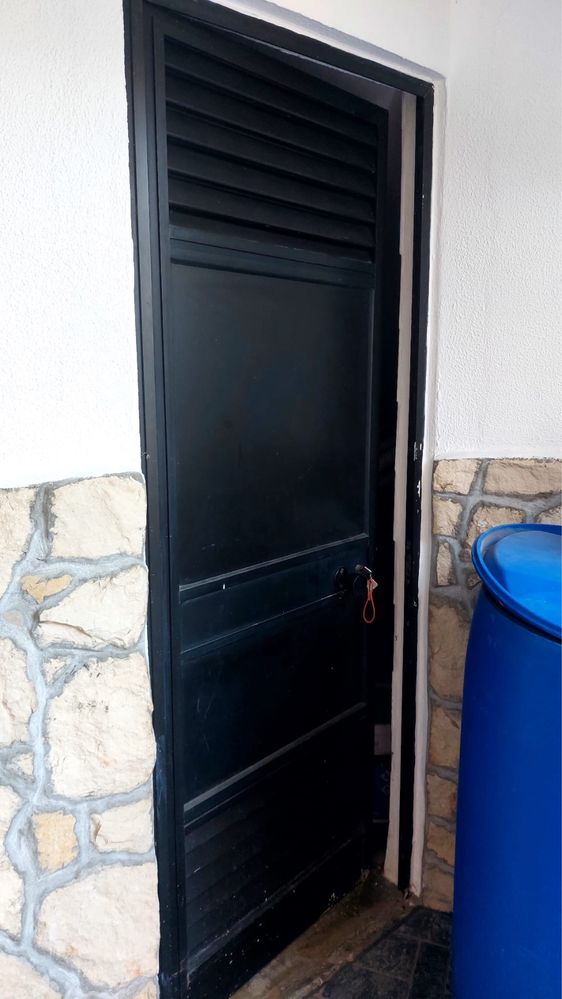 Portas aluminio preto