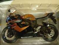 Игрушка мотоцикл Suzuki GSX-R1000 2006