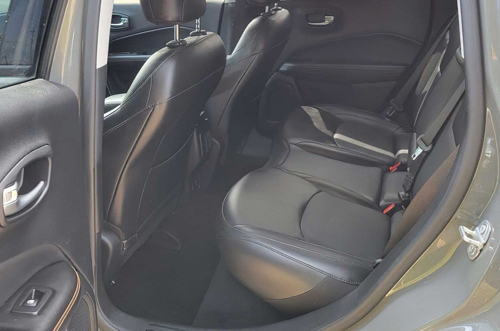 Jeep Compass      2020