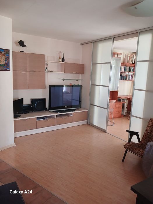 Продам! Центр! Трінклера 24! Сумський ринок!