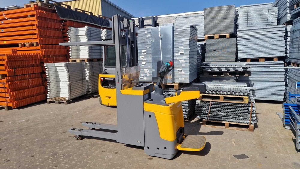 Jungheinrich ERD 220 Masztowy elektryczny Wózek Widłowy Niski Paleciak
