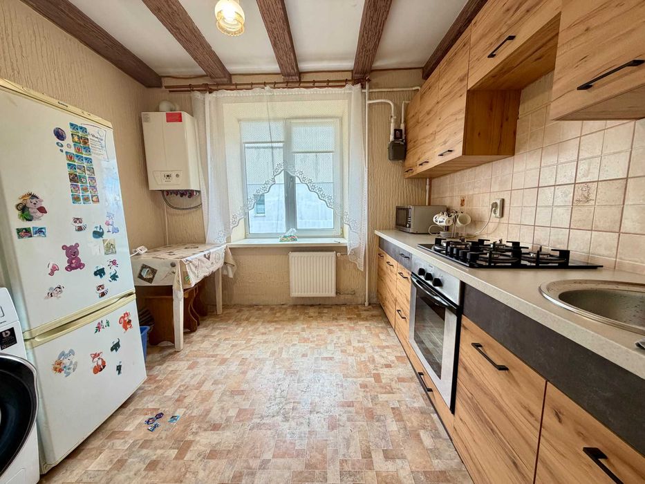 Здається в оренду 2-кім.чешку в центрі м .Стрий по вул.Дрогобицькій