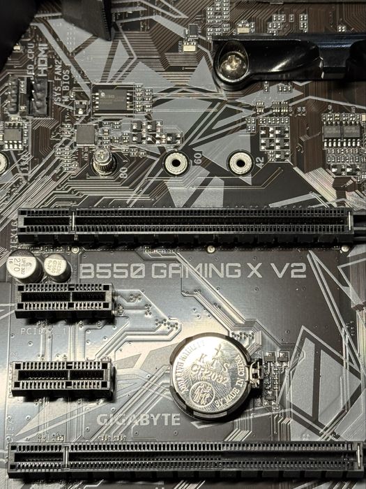 Комплект Ryzen 5 5600X, Gigabyte B550 Gaming X V2, 32gb 3200mhz ddr4