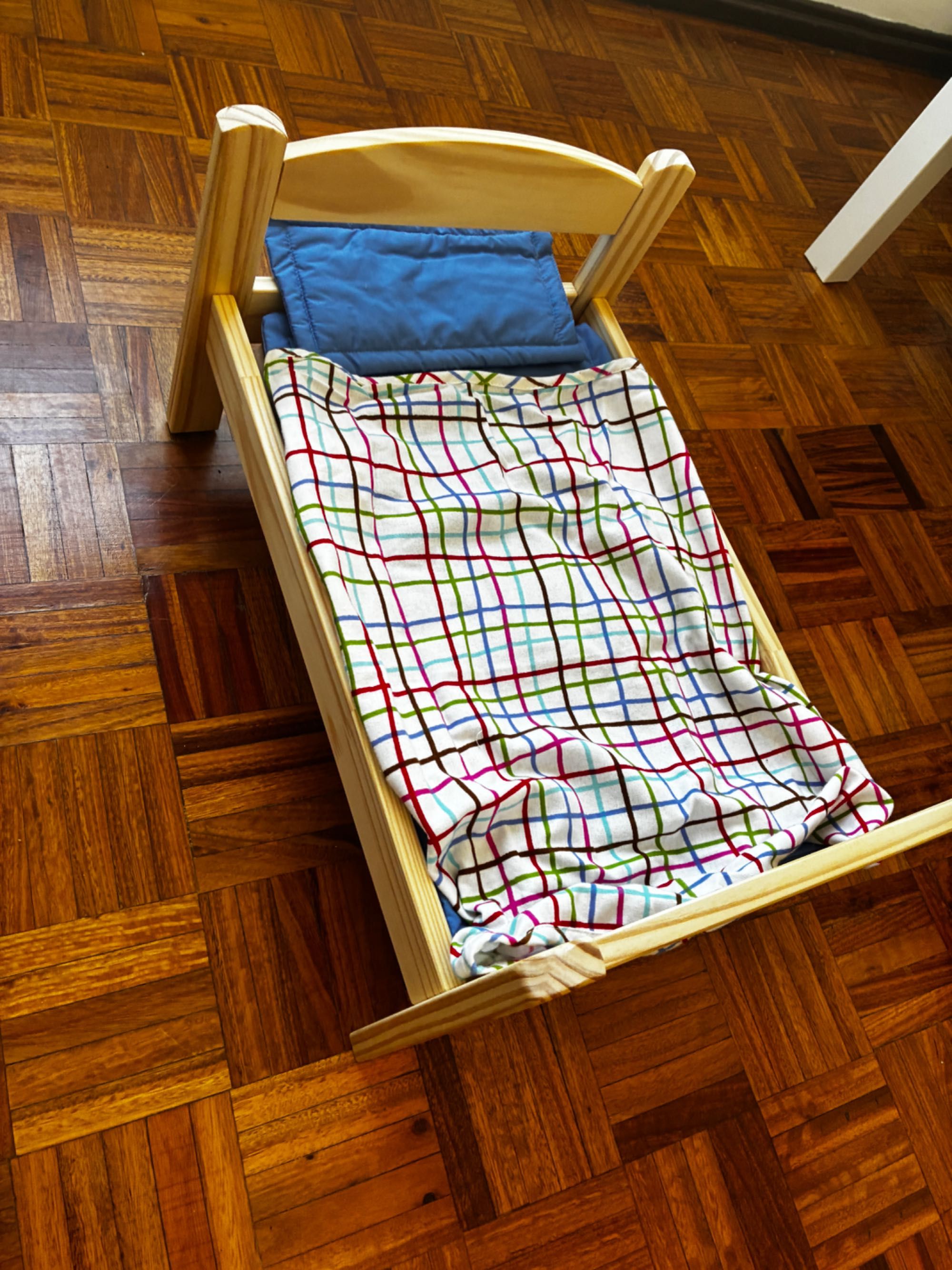 Cama menina/bonecos IKEA DUKTIG + 2 peluches AFTONSPARV – Nunca usado