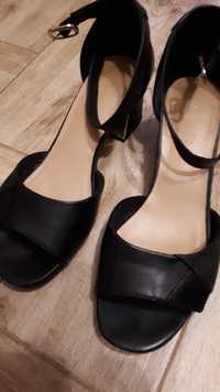 Sandały czarne skórzane  39