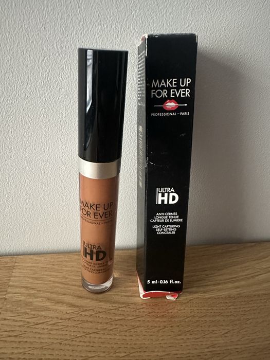 Korektor MAKE up for ever