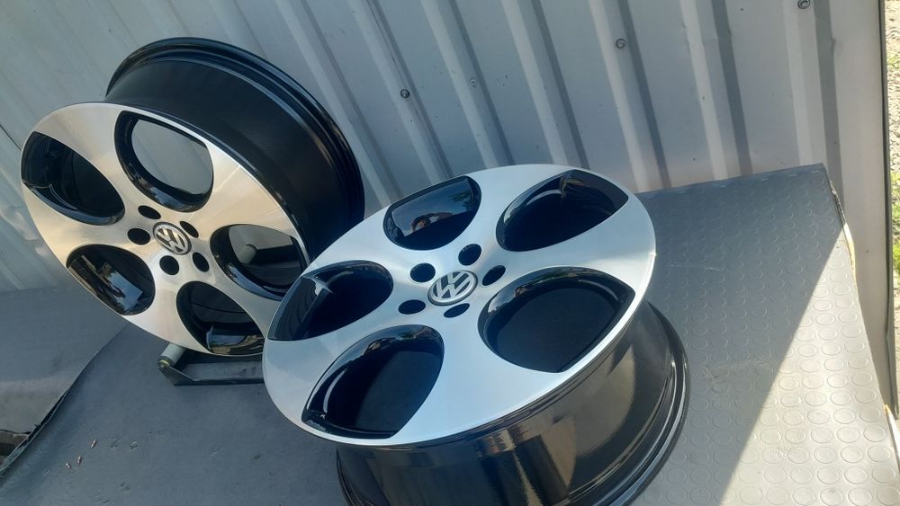 диски 5 112 R18 golf GTI  Detroit