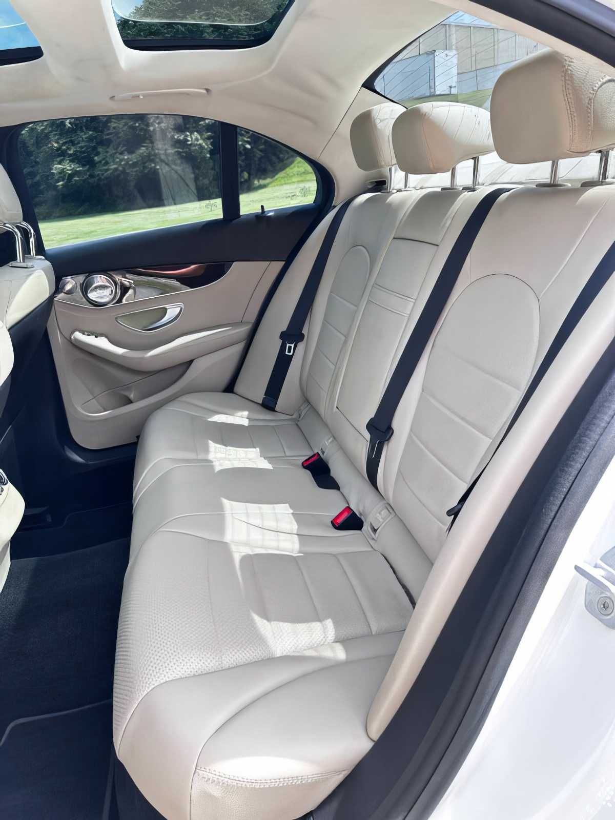 2015 Mercedes-Benz C-Class C 300