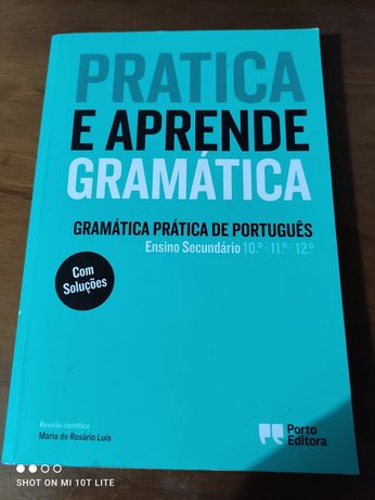 Livro " Pratica e Aprende Gramática" -Ensino Secundário Porto Editora